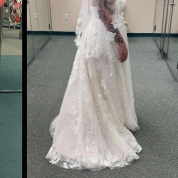 Wedding Dress - Picture 3 of 3